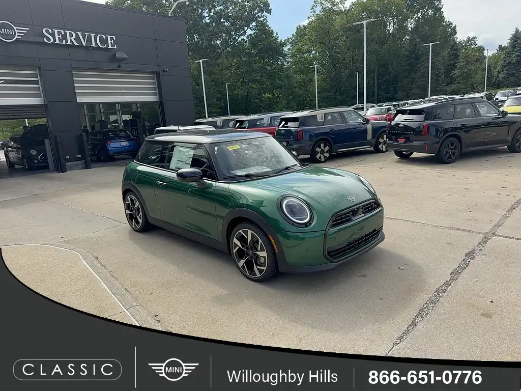 2026 MINI Hardtop Cooper S Signature's photo