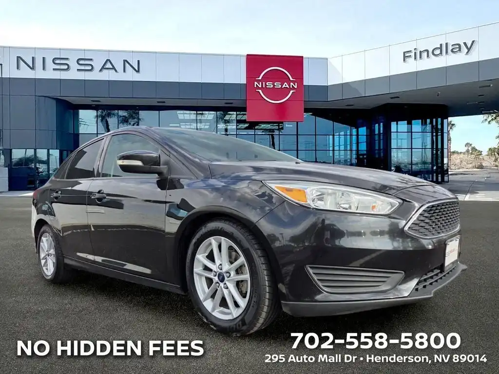 2015 Ford Focus Sedan SE's photo