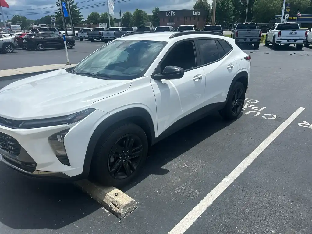 2024 Chevrolet Trax Activ's photo