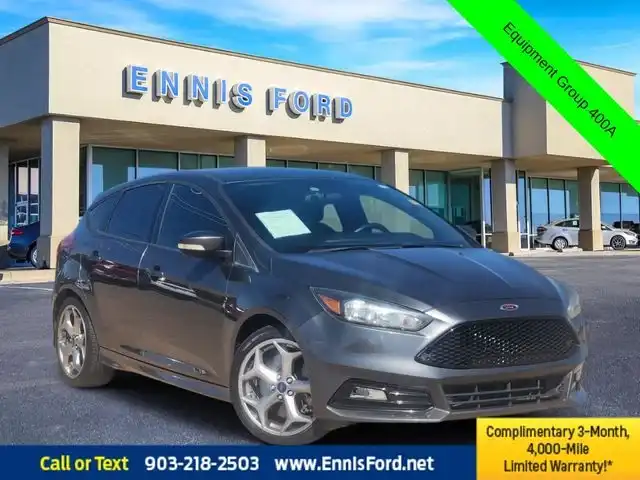 2017 Ford Focus 5 Door Hatch ST's photo