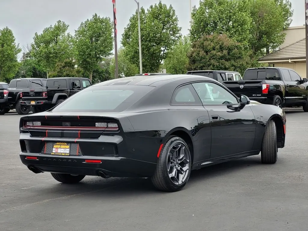 2026 Dodge Charger R/T AWD photo 3