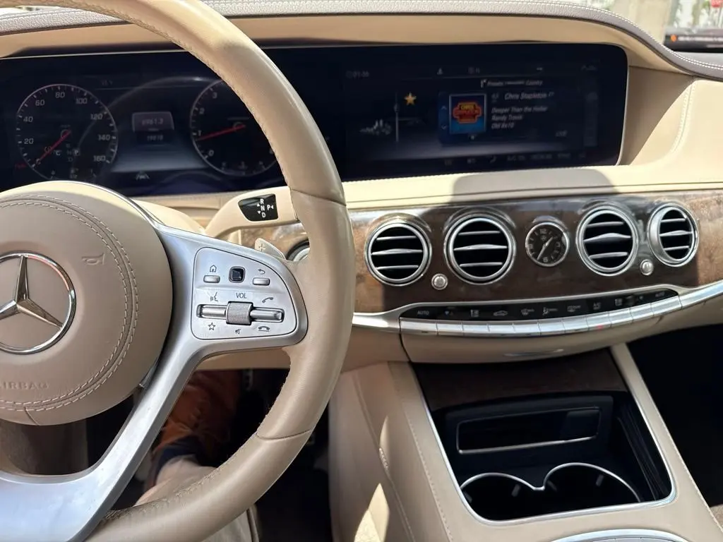 2020 Mercedes-Benz S-Class S560 photo 4