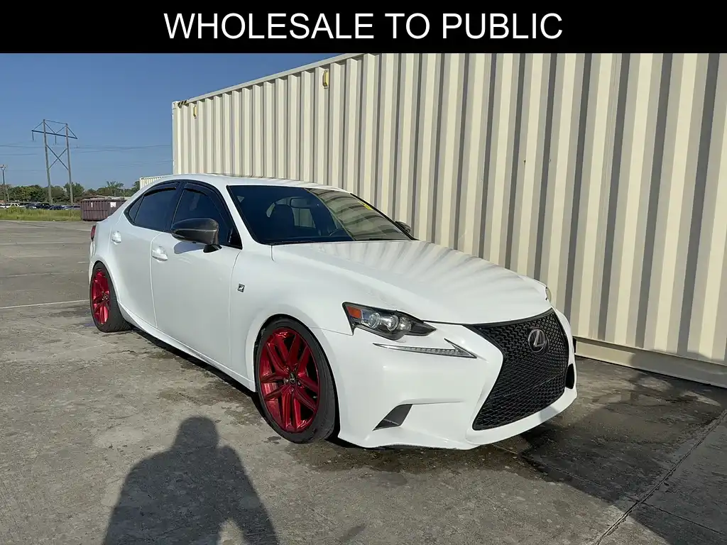2016 Lexus IS 350 200t's photo