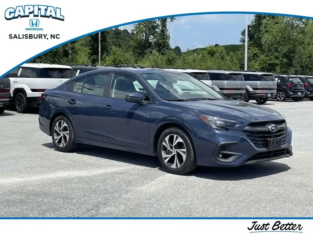 2025 Subaru Legacy Premium's photo