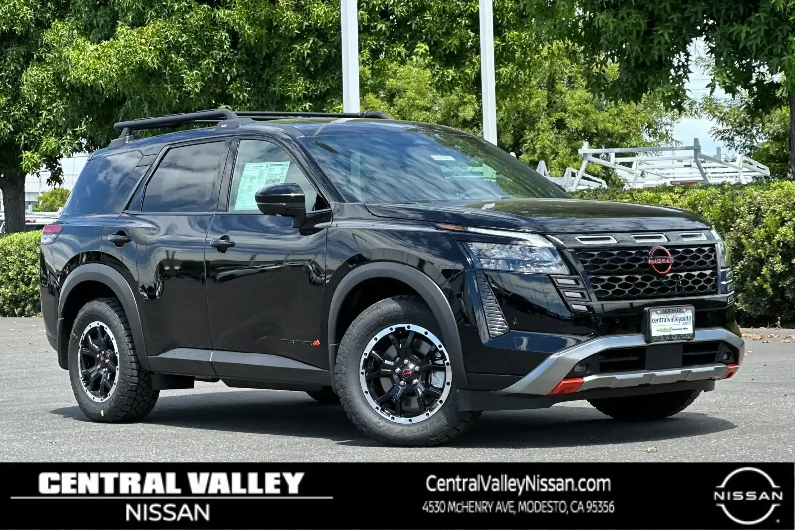 2026 Nissan Pathfinder Rock Creek 4WD's photo