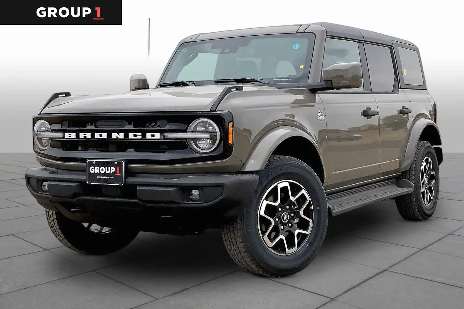2026 Ford Bronco Outer Banks 4x4's photo