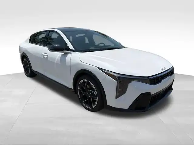 2026 Kia K4 GT-Line AT's photo