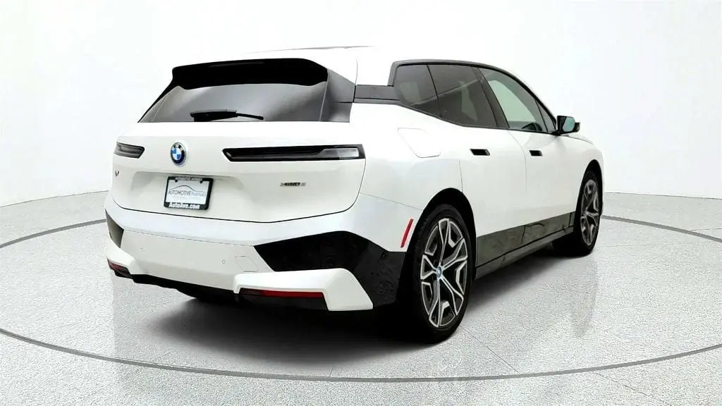 2024 BMW iX xDrive50 photo 5