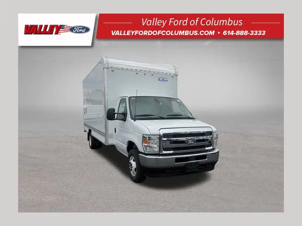 2027 Ford E-Series DRW E-450 Super Duty 176 in WB's photo