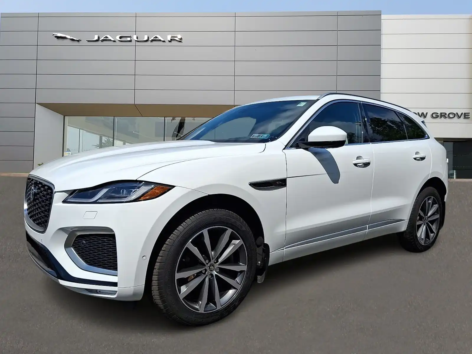 2026 Jaguar F-PACE P250 R-Dynamic S's photo