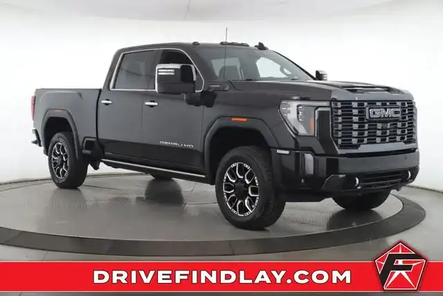 2024 GMC Sierra Denali Ultimate 4WD Crew Cab Standard B's photo