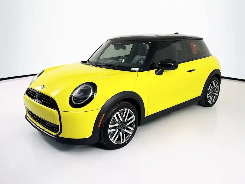 2026 MINI Hardtop Cooper Oxford Edition's photo