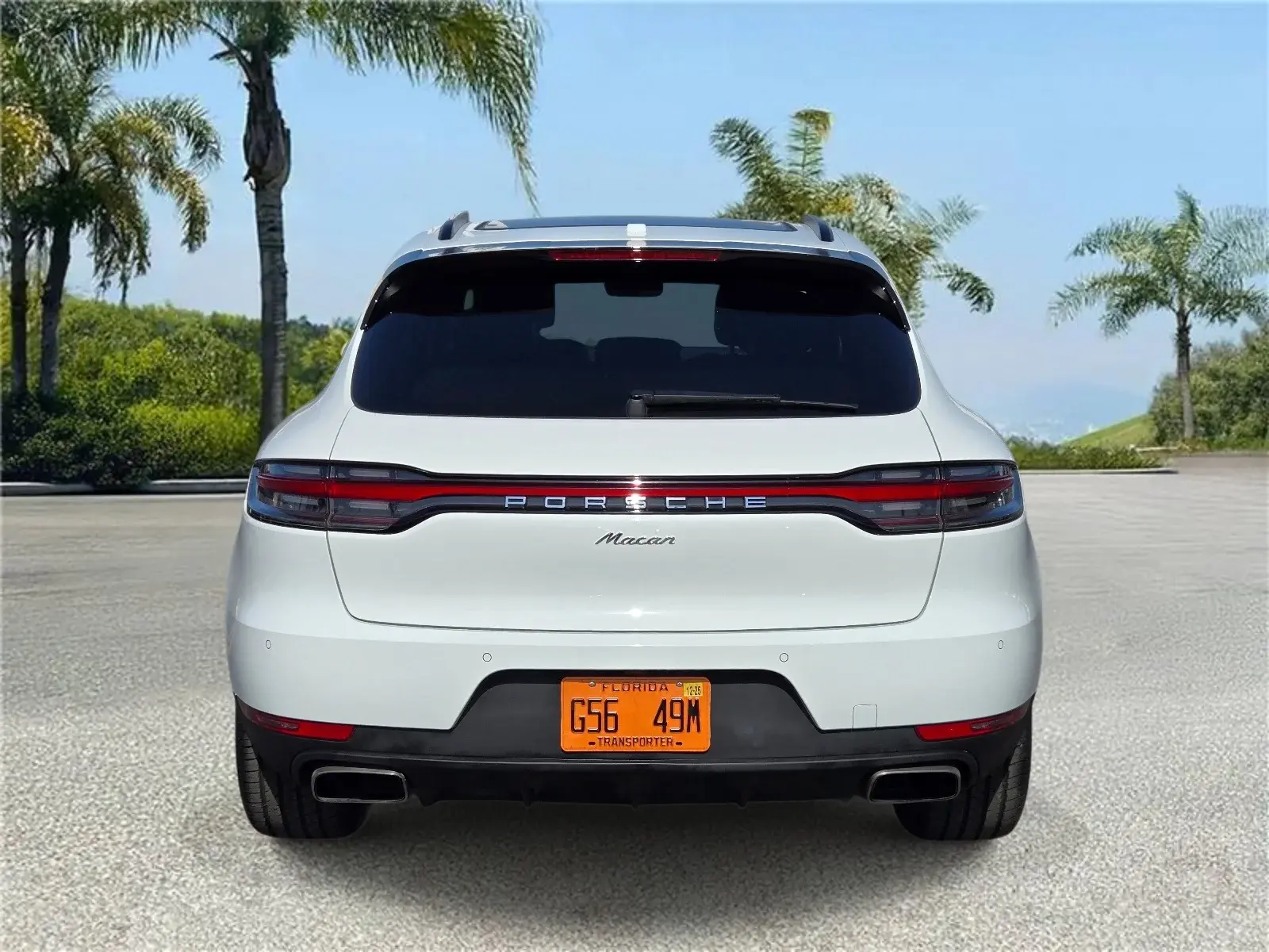 2021 Porsche Macan Base photo 5