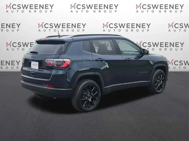 2026 Jeep Compass Altitude 4X4 photo 5