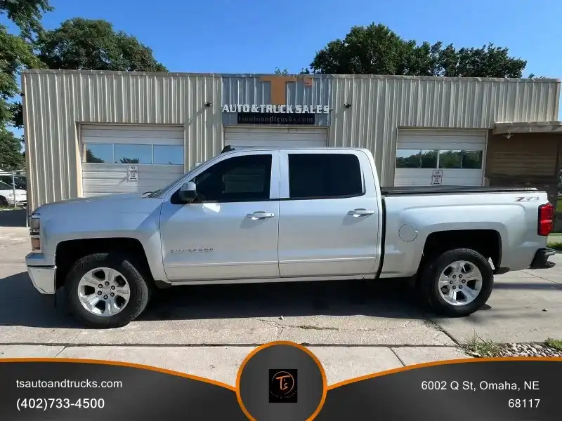 2015 Chevrolet Silverado 1500 LT 4X4 Crew Cab Short Box's photo