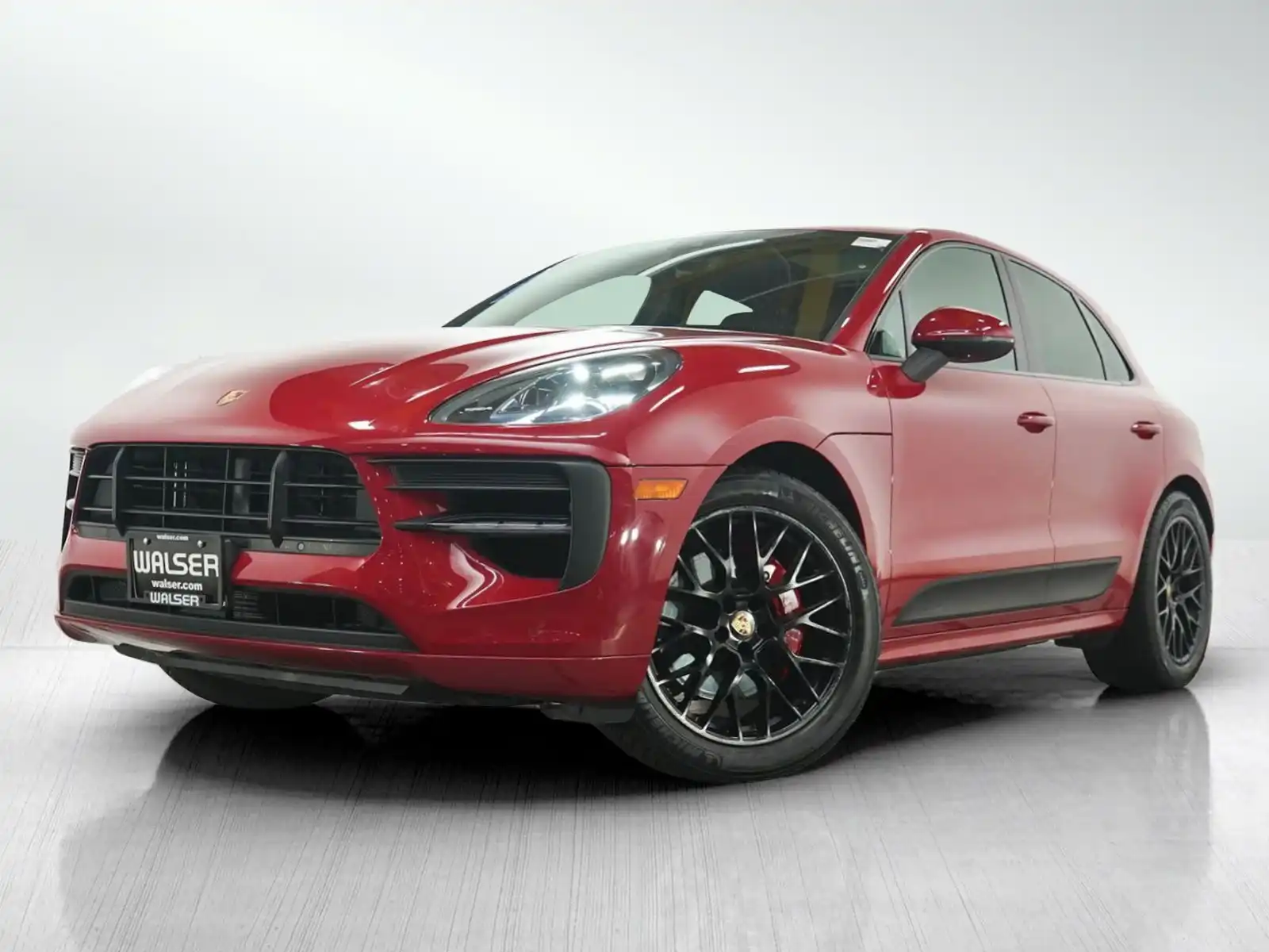 2020 Porsche Macan GTS's photo