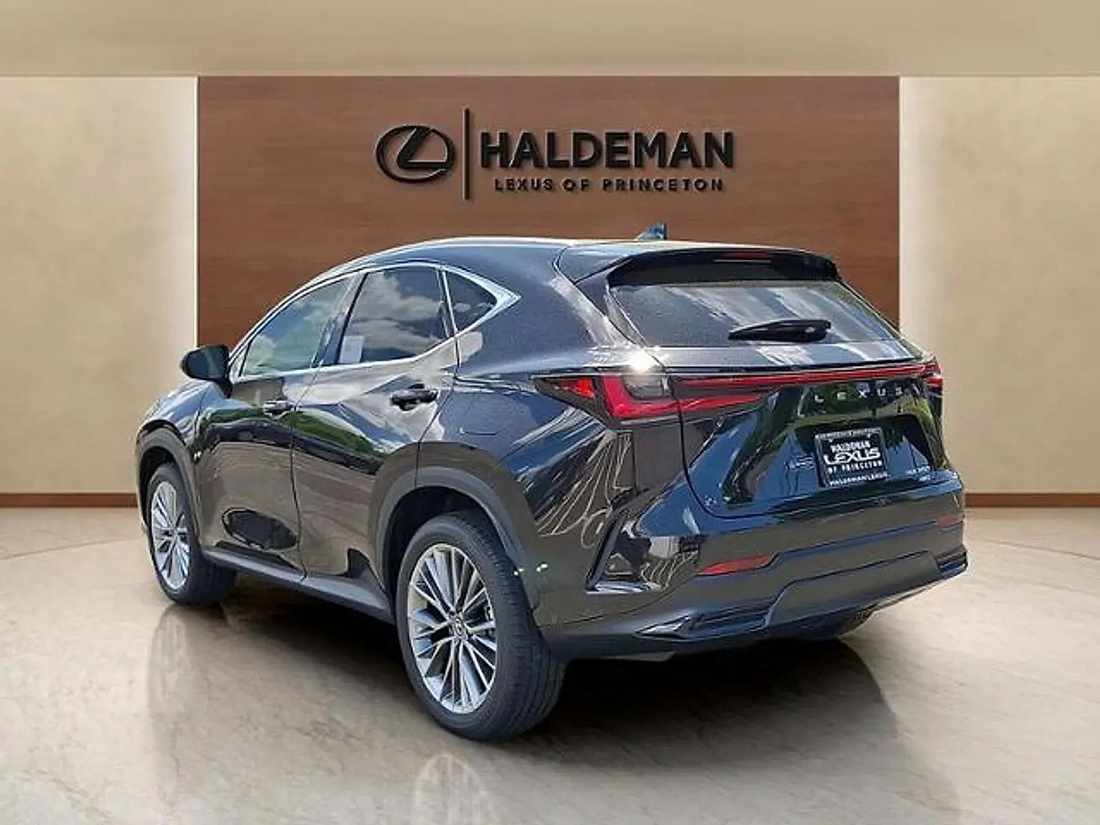 2026 Lexus NX 350 350 Luxury AWD photo 3