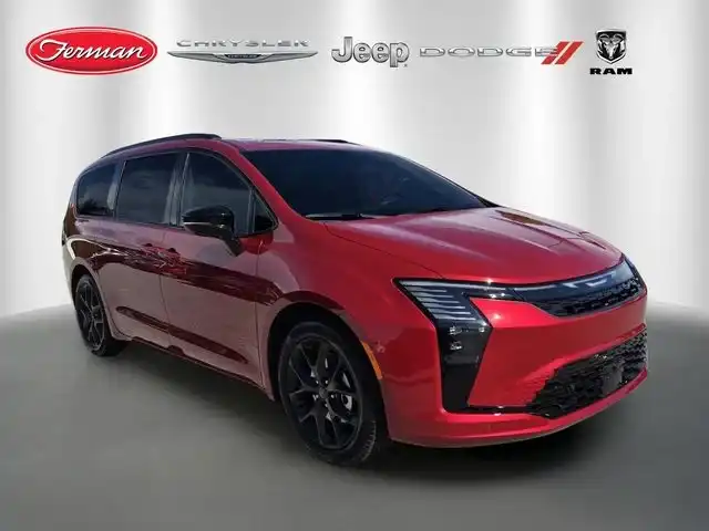 2027 Chrysler Pacifica Limited's photo