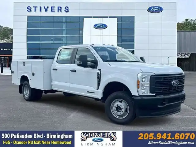 2026 Ford F-350 XL 4WD Crew Cab DRW 179 in's photo