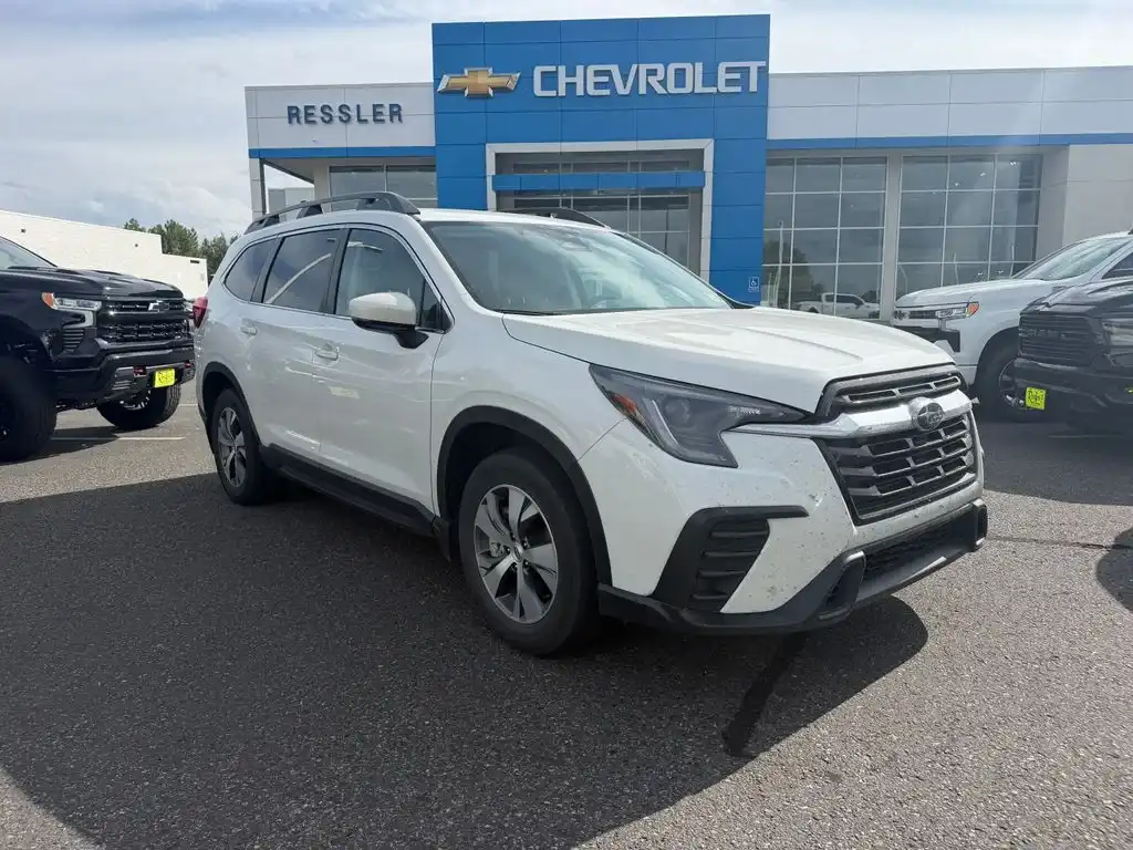 2024 Subaru Ascent Premium 7 Passenger's photo