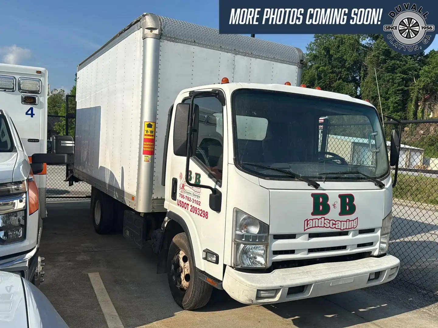 2013 Isuzu NPR's photo