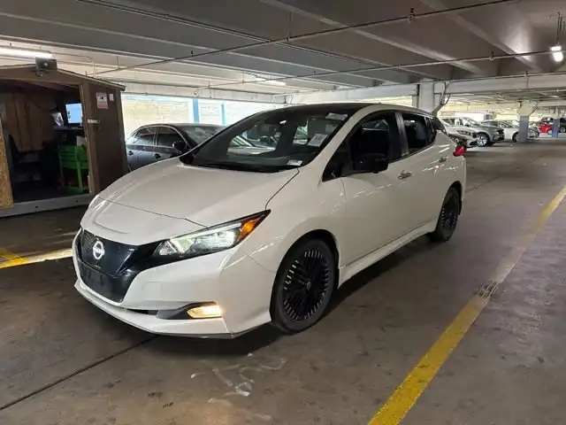 2024 Nissan Leaf SV PLUS's photo