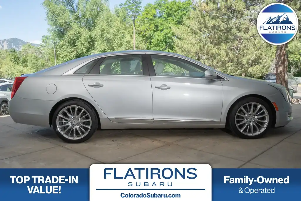 2014 Cadillac XTS 3.6L FWD Platinum Collection's photo
