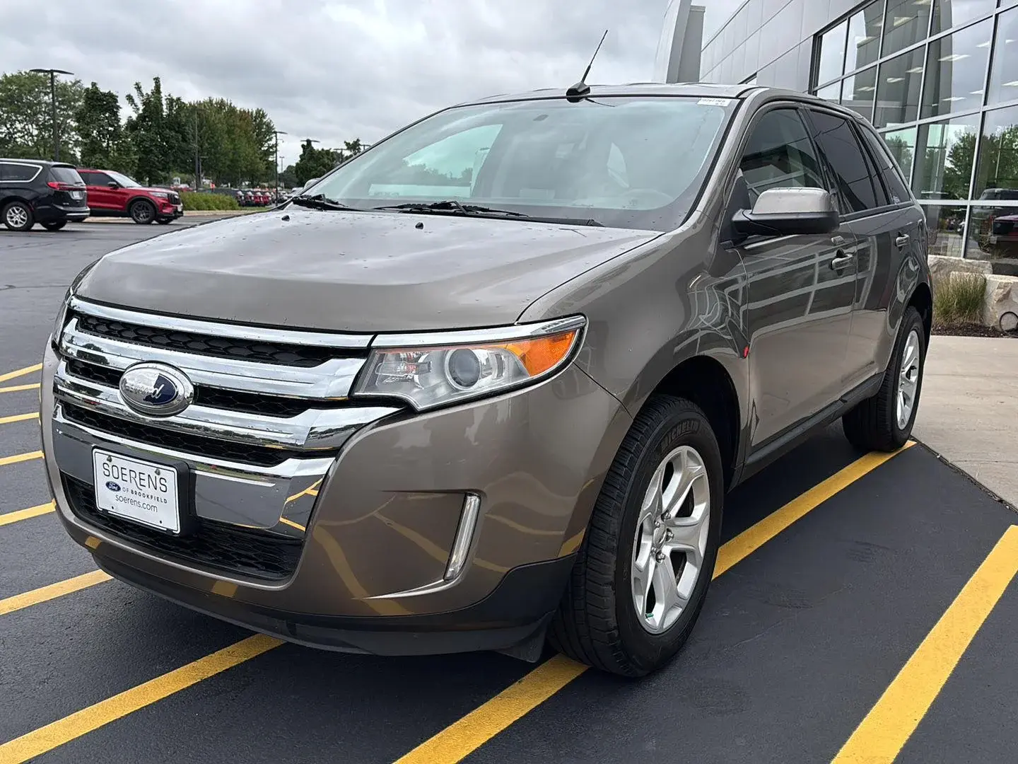 2013 Ford Edge SEL photo 3