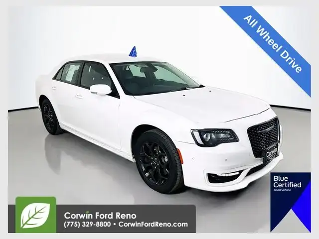 2022 Chrysler 300 Touring L AWD's photo