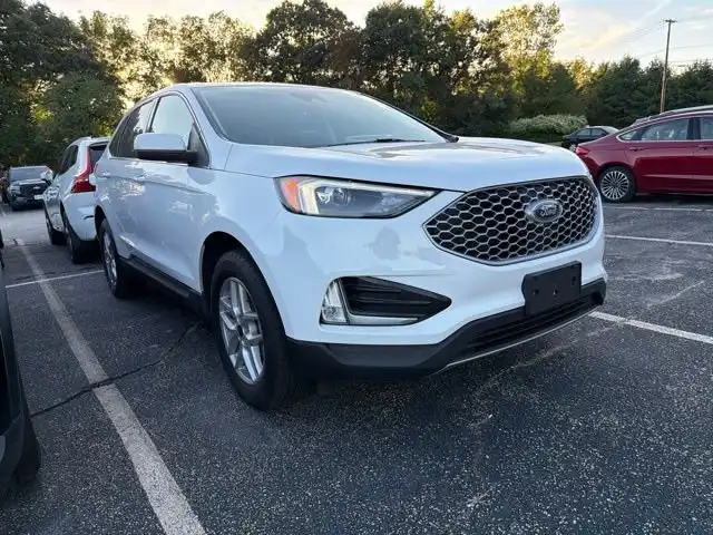2023 Ford Edge SEL AWD's photo