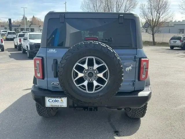 2023 Ford Bronco Badlands 4x4 photo 5