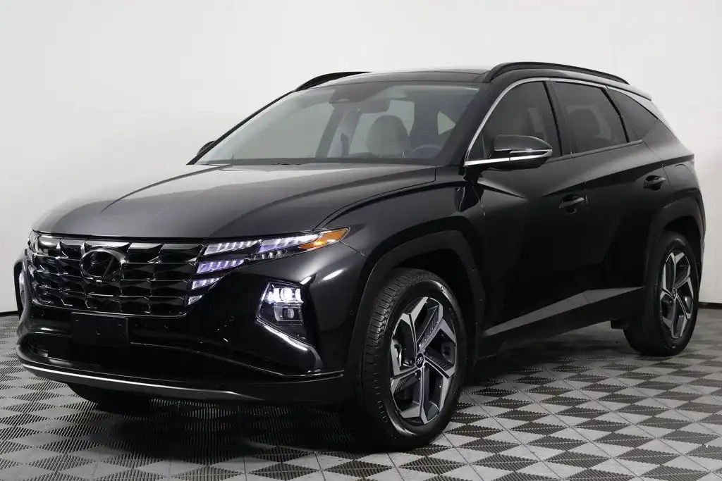 2024 Hyundai Tucson Hybrid Limited AWD's photo