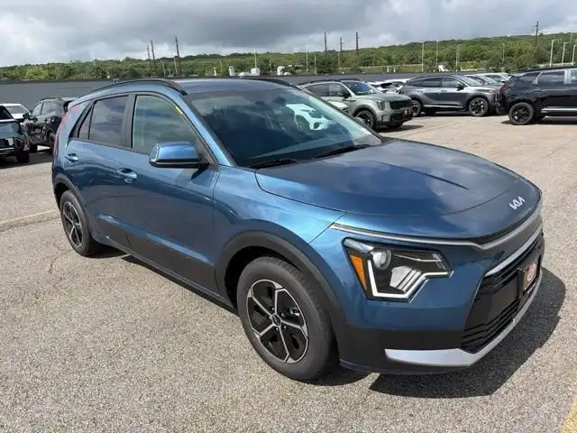 2026 Kia Niro EX HEV's photo