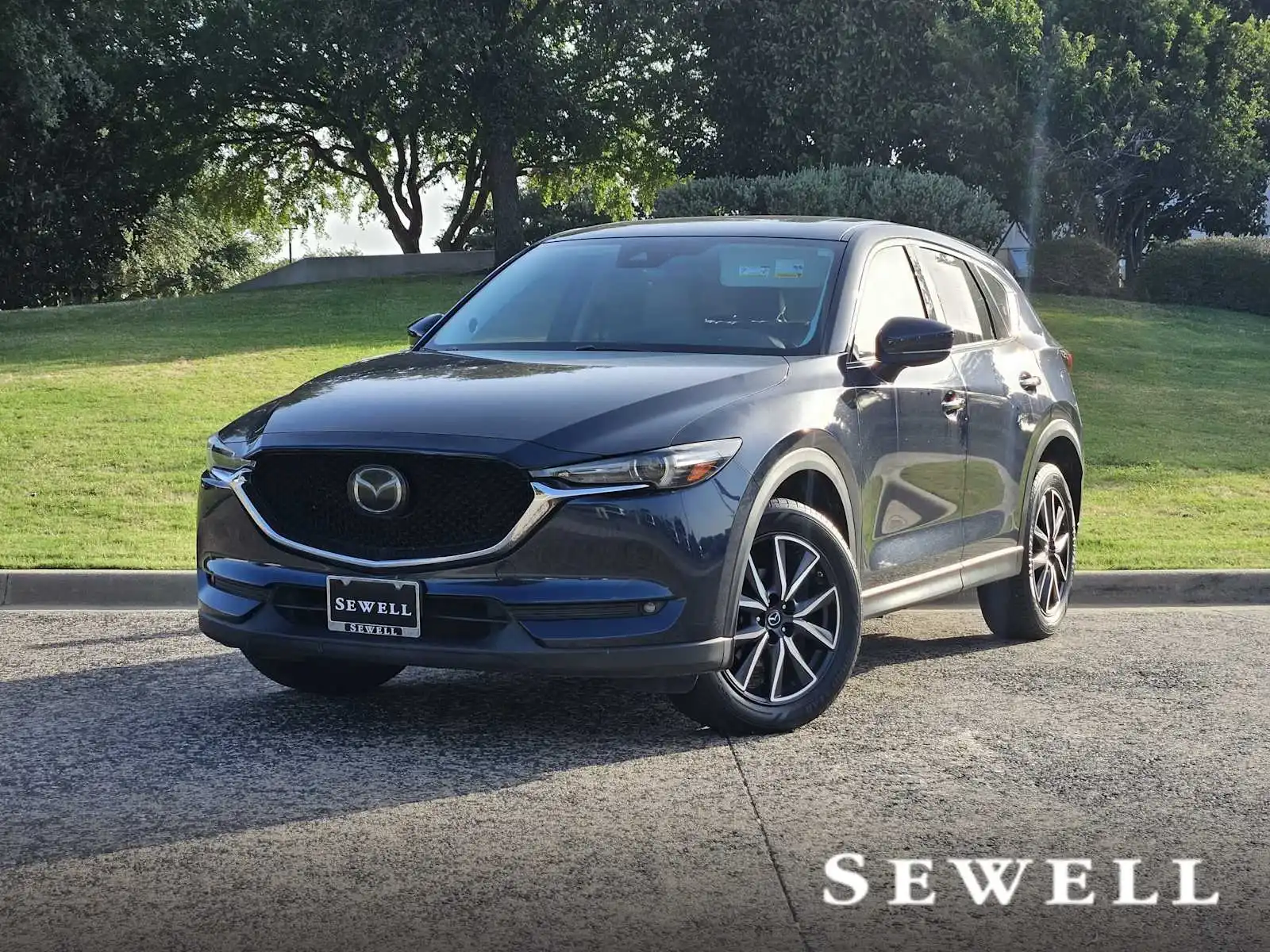 2017 Mazda CX-5 Grand Touring auto's photo