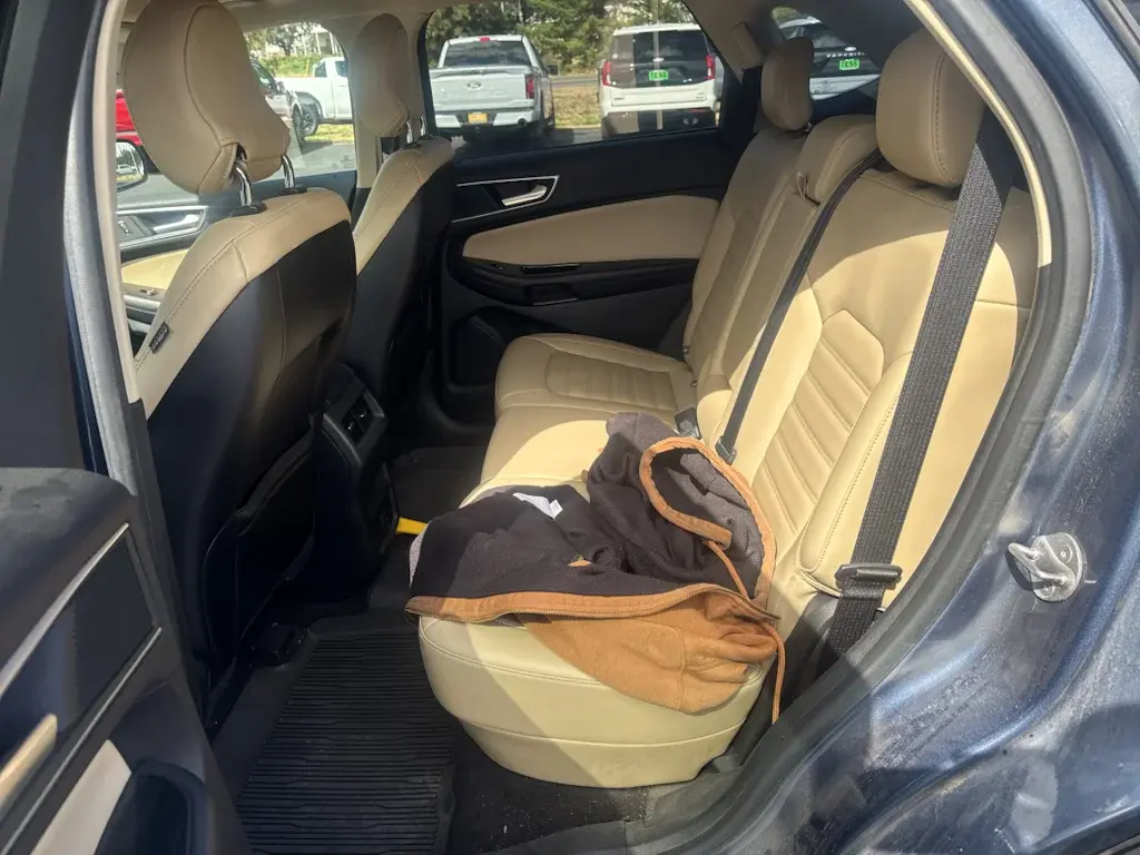 2019 Ford Edge SEL AWD photo 5