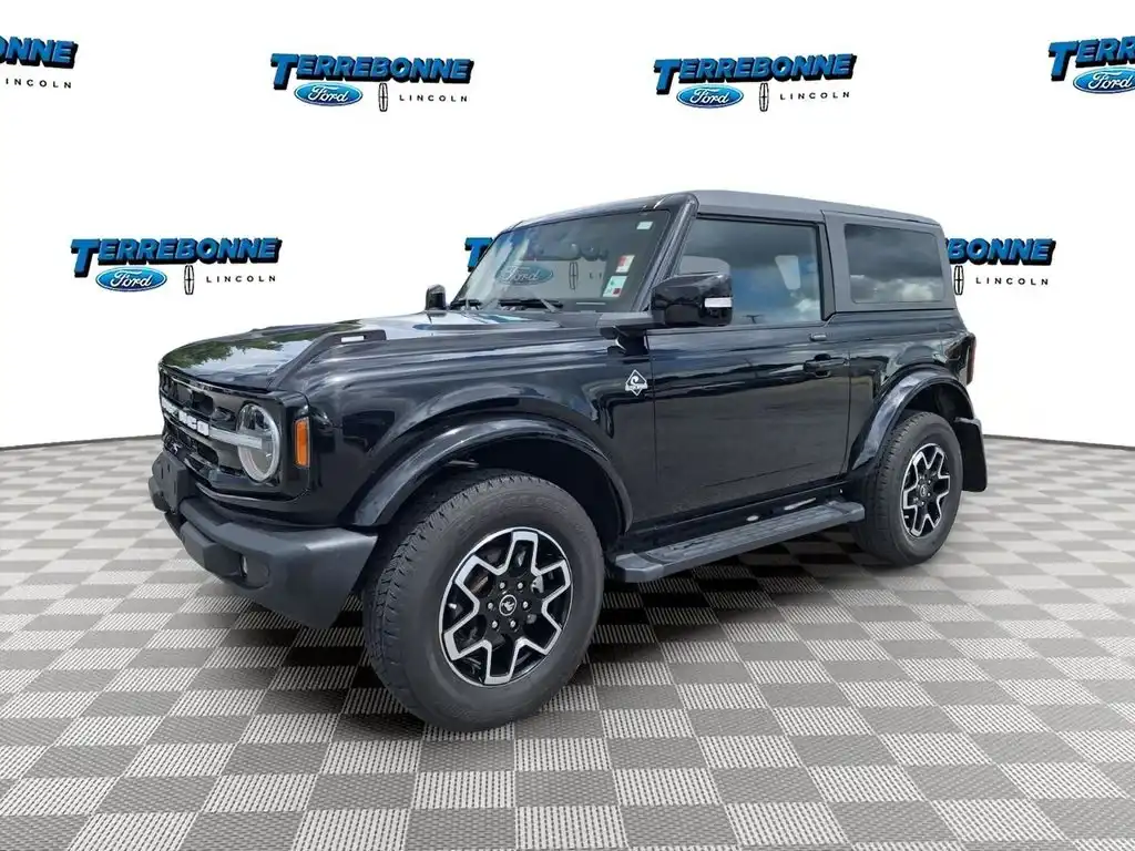 2023 Ford Bronco Outer Banks 4x4's photo