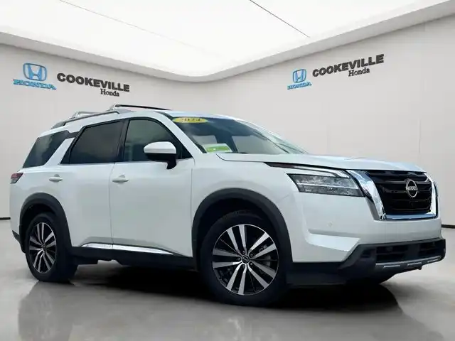 2024 Nissan Pathfinder Platinum 4WD's photo
