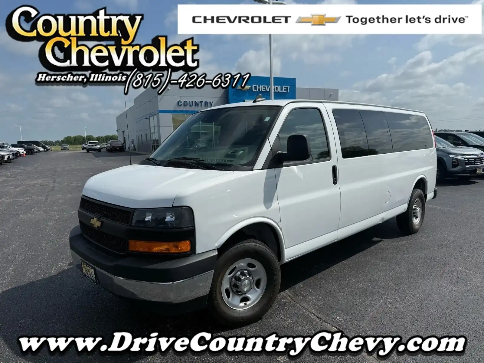 2023 Chevrolet Express 3500 LT Extended's photo