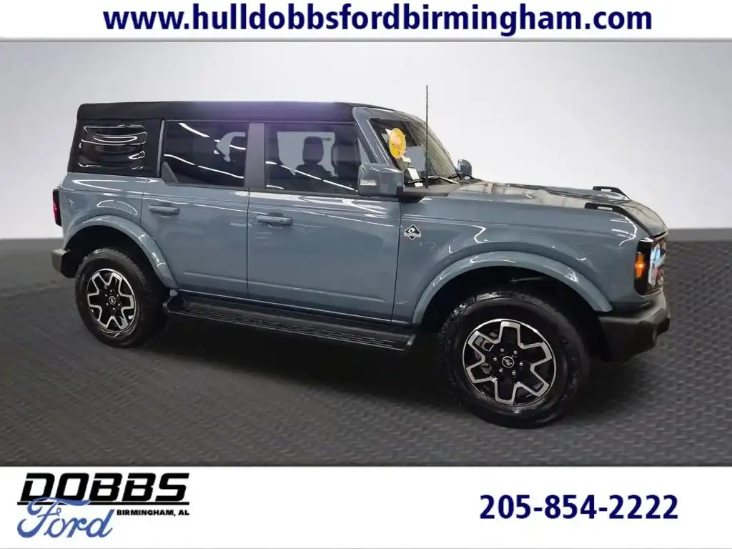 2025 Ford Bronco Outer Banks 4x4's photo