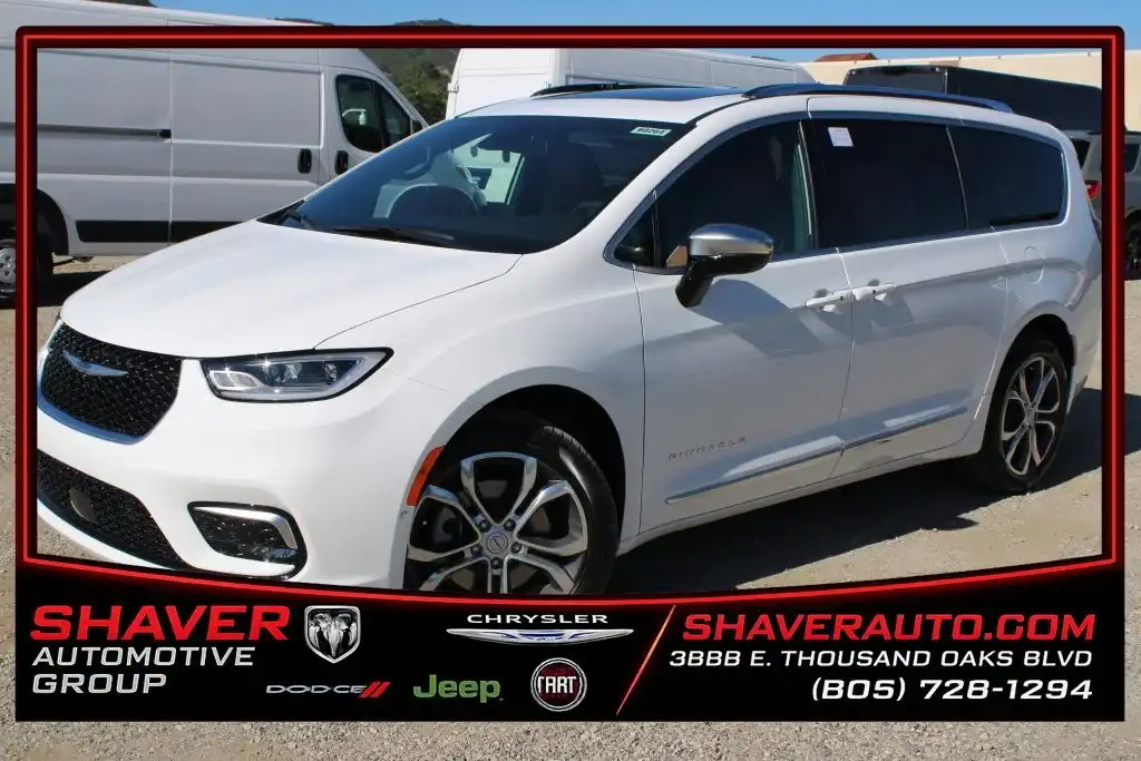 2026 Chrysler Pacifica Pinnacle AWD's photo