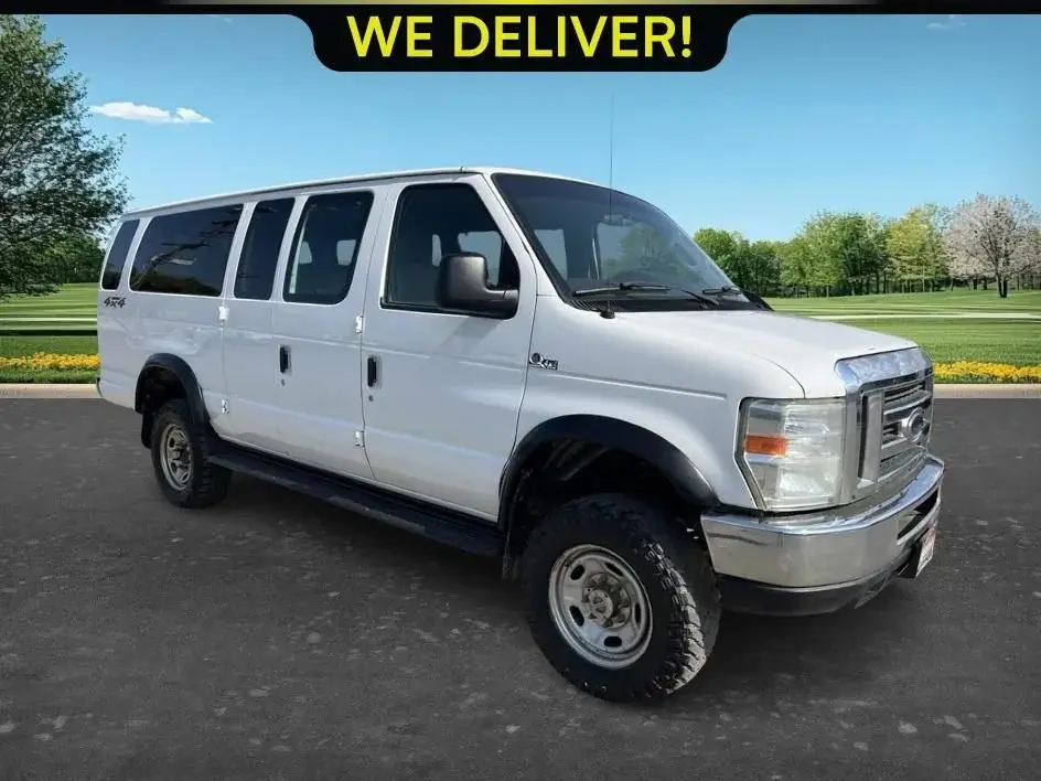 2012 Ford E-Series E-350 XL Super Duty Extended photo 3