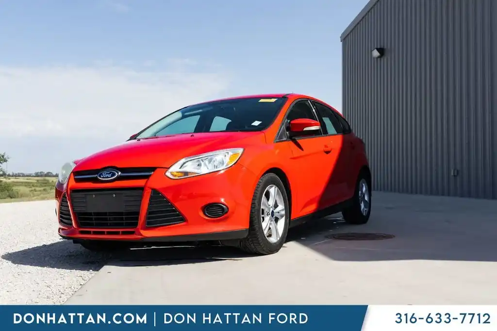 2013 Ford Focus 5 Door Hatch SE's photo
