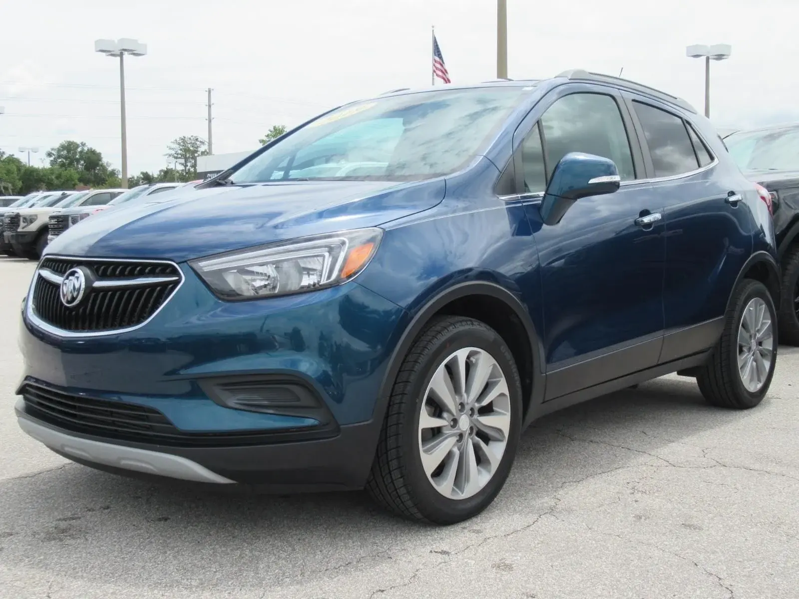 2019 Buick Encore Preferred photo 3