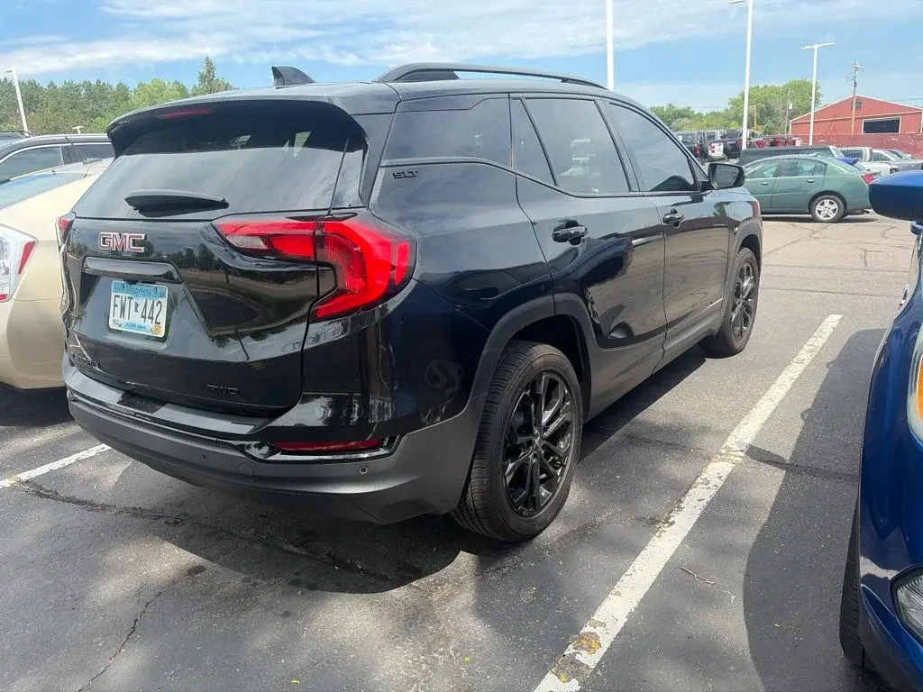 2021 GMC Terrain SLT AWD photo 4