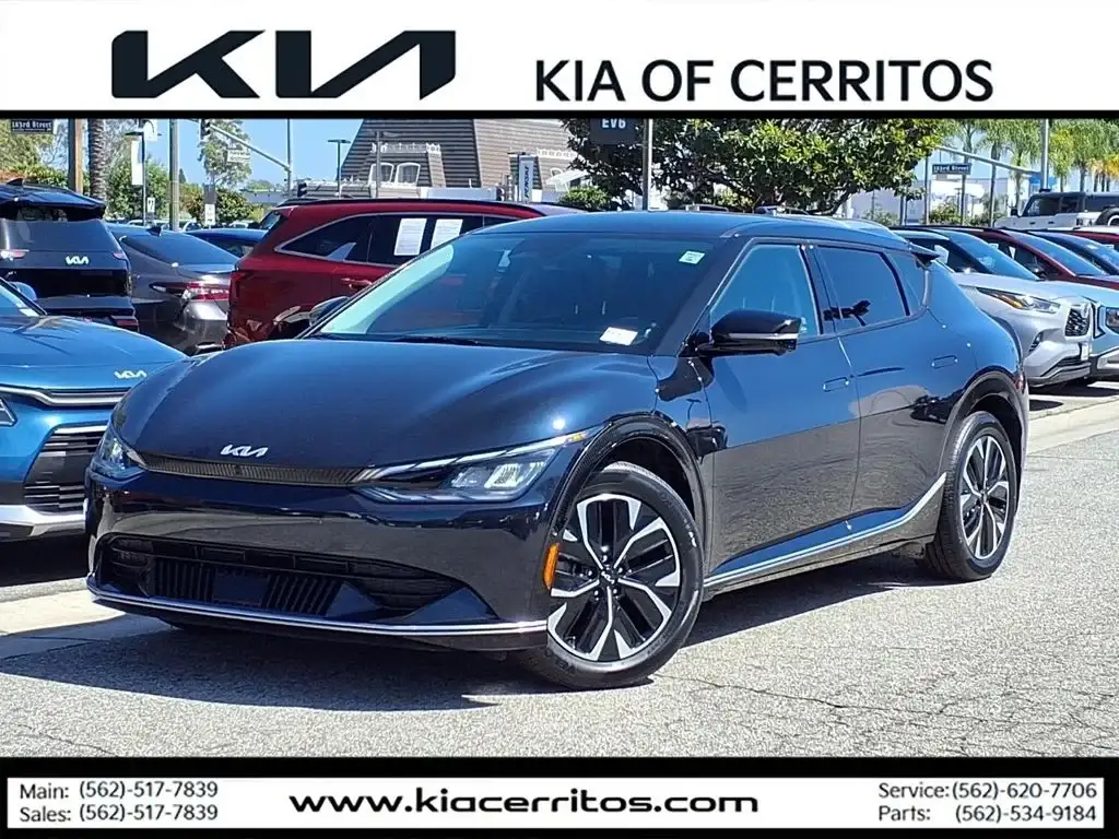 2024 Kia EV6 Wind's photo