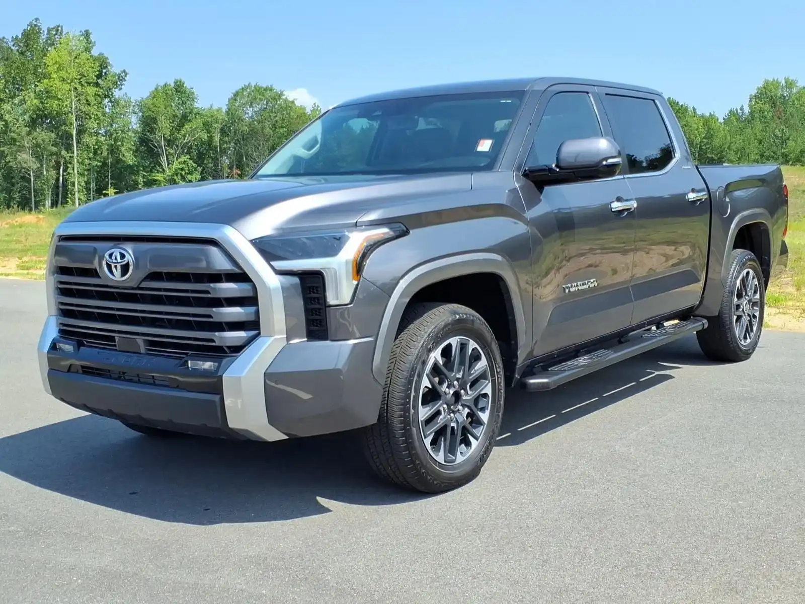 2024 Toyota Tundra Limited 3.4L 4WD CrewMax 5.5' Bed's photo
