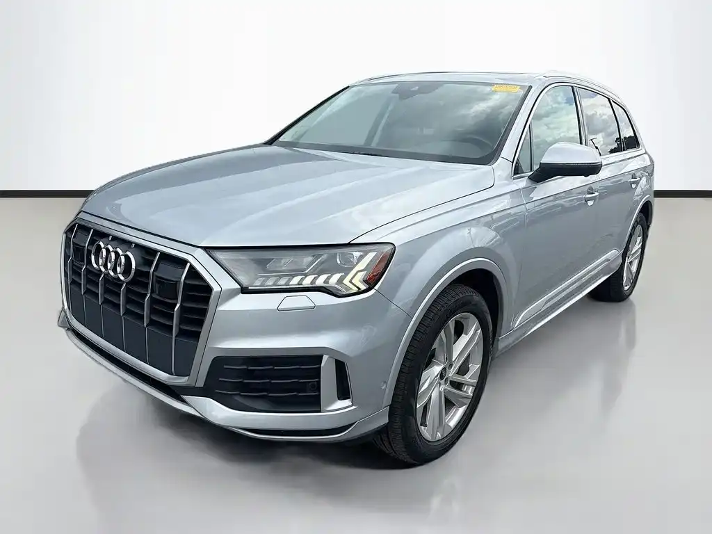 2021 Audi Q7 45 Premium Plus quattro Tiptronic's photo