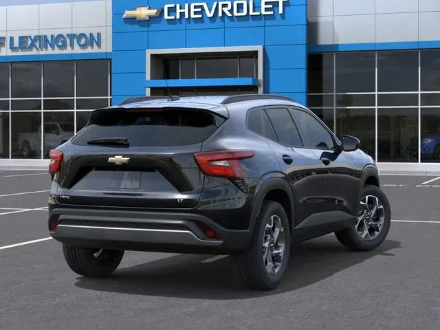 2026 Chevrolet Trax LT photo 4