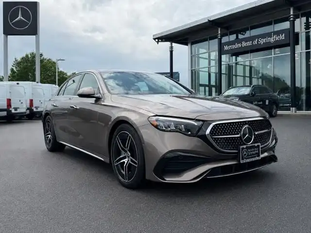 2025 Mercedes-Benz E-Class E450 4MATIC's photo