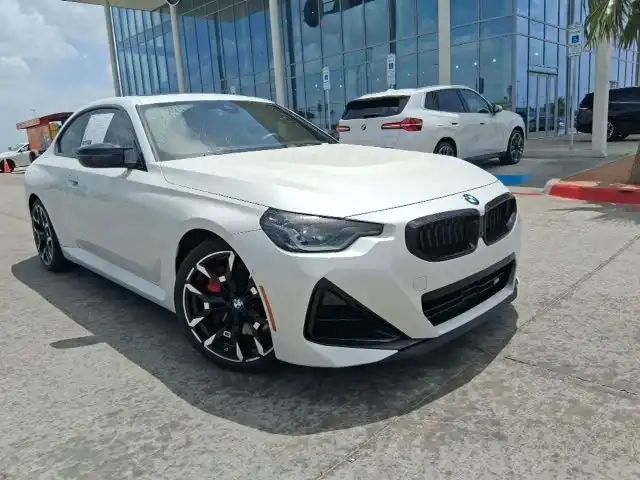 2025 BMW 2 Series M240i Coupe's photo